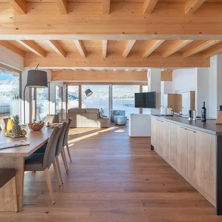 Gotthard - Fine Living Apart Otel 4*