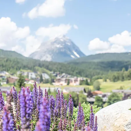 Gotthard - Fine Living Aparthotel 4*