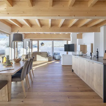 Gotthard - Fine Living Lägenhetshotell Seefeld in Tirol