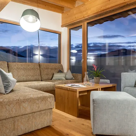 Gotthard - Fine Living Apart Otel Seefeld in Tirol