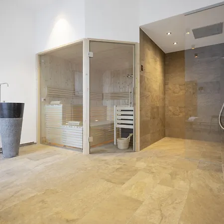 Gotthard - Fine Living ゼーフェルト・イン・チロル