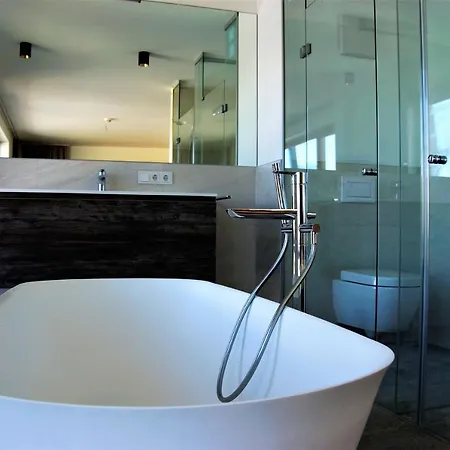 Gotthard - Fine Living Apart Otel